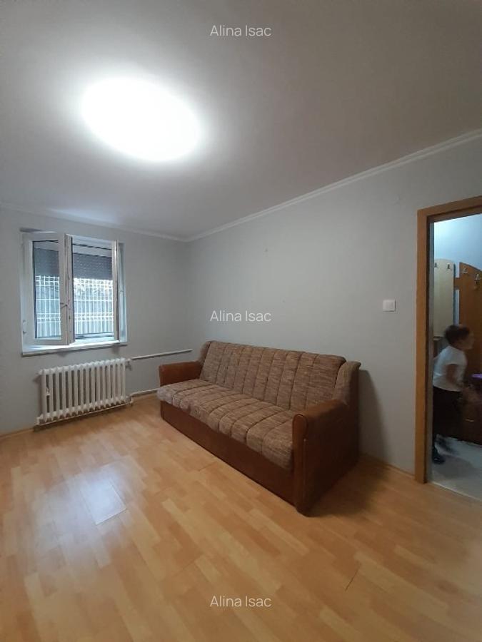 Garsoniera decomandata Palas - 2 Garsoniera decomandata Palas - 2