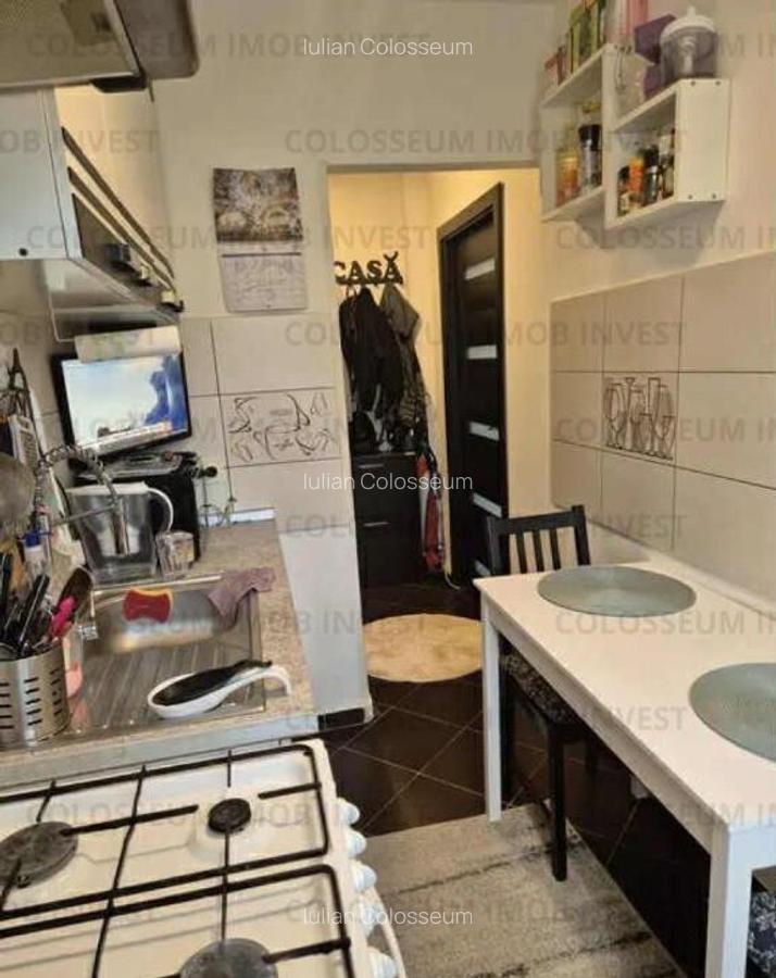 Apartament 2 camere, semidecomandat - zona 13 Decembrie - 7