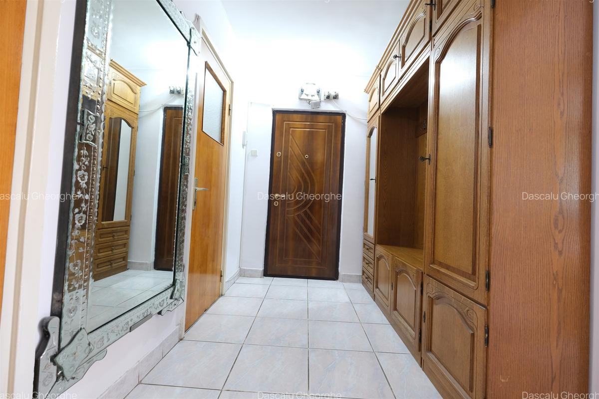 TITAN, apartament 3 camere decomandate, etaj 1 cu centrala termica - 9