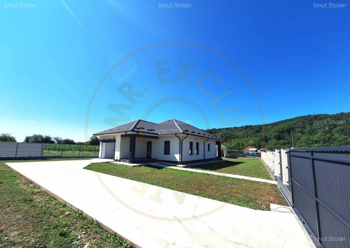 Casa de vanzare in Draganu-Arge?, priveli?te de povest - 6