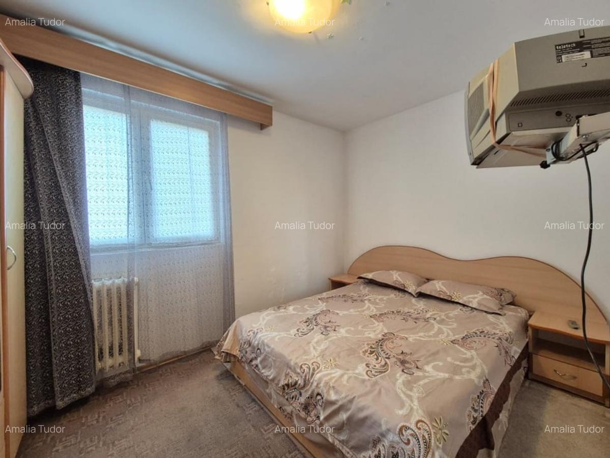 Plaza Mall, apartament de 2 camere de inchiriat, etaj 3! - 4