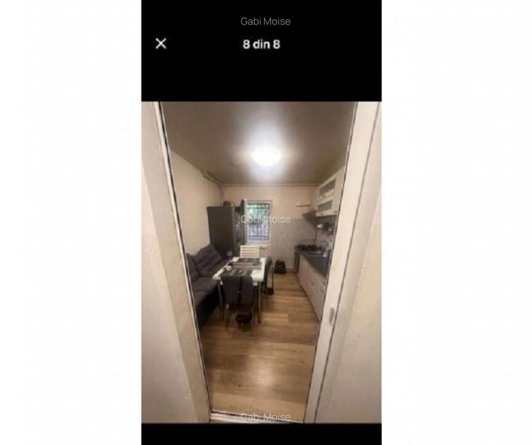 Apartament 2 camere semidecomandat zona Cet - 1