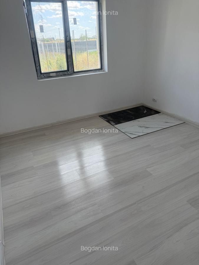 Casa ieftina - 3 Camere- Terasa - 2 Bai - Curte 351mp - Comuna Berceni! - 17