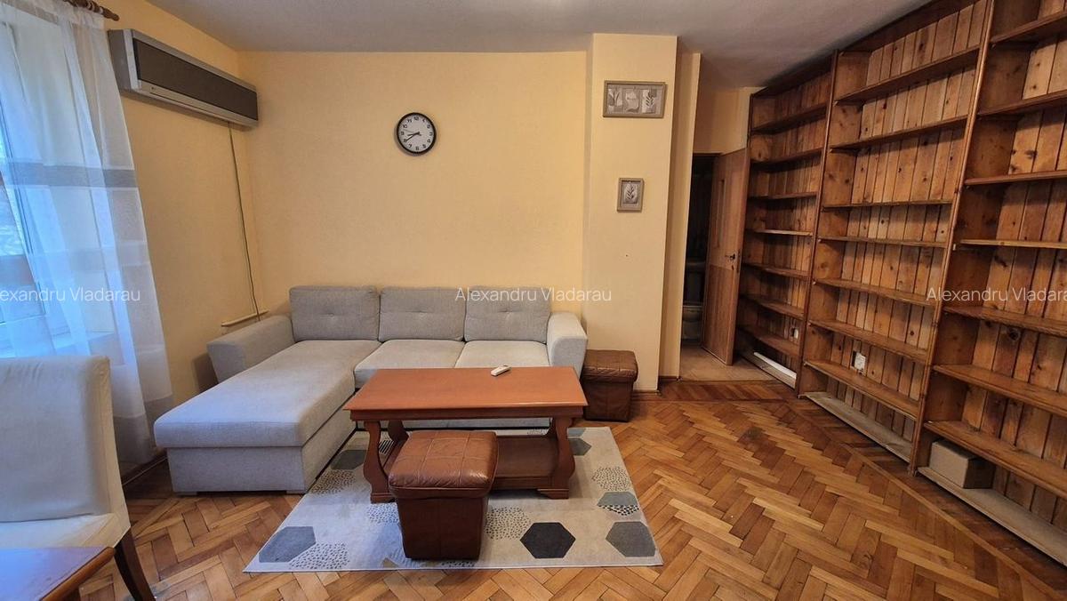 Apartament cu 2 camere - piata Romana - 3