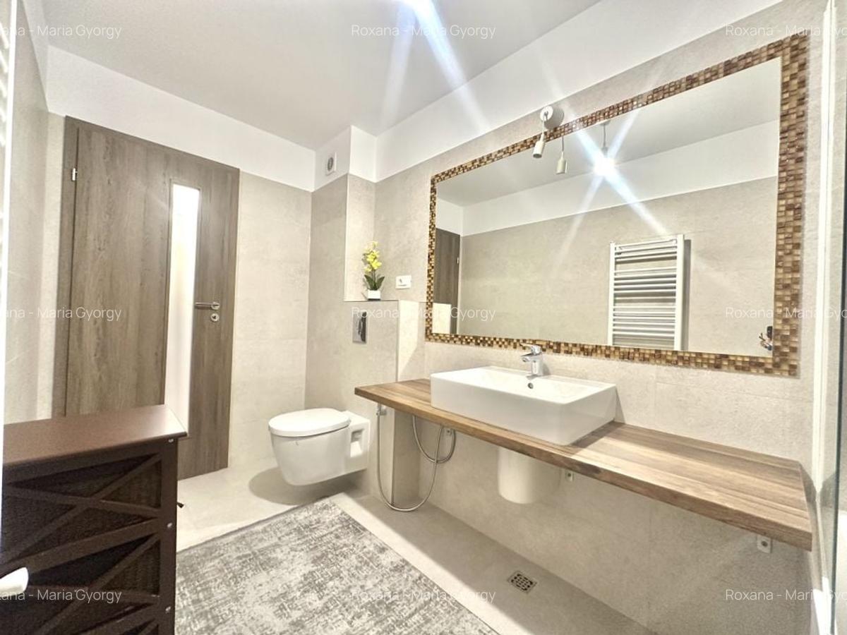 Apartament de închiriat  2 camere, decomandat zona Coresi Urban - 8