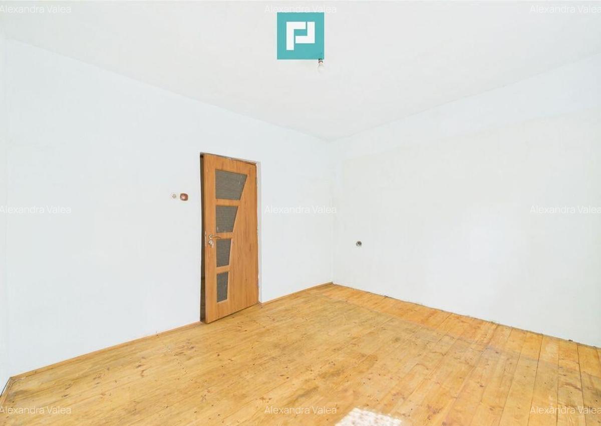 Casa de inchiriat in zona UTA - 12