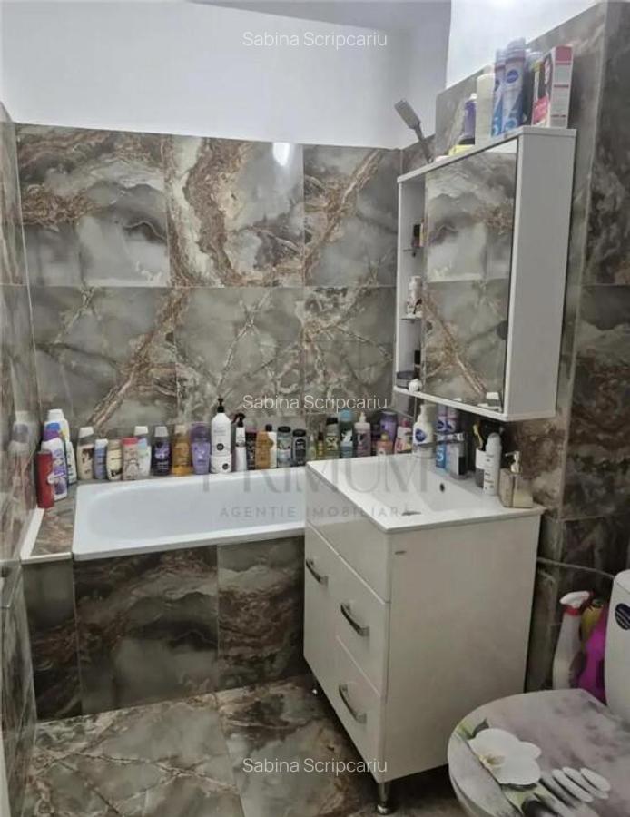 DAMBOVITA - 3 Camere - ETAJ 2 - Centrala proprie - Decomanda - 2