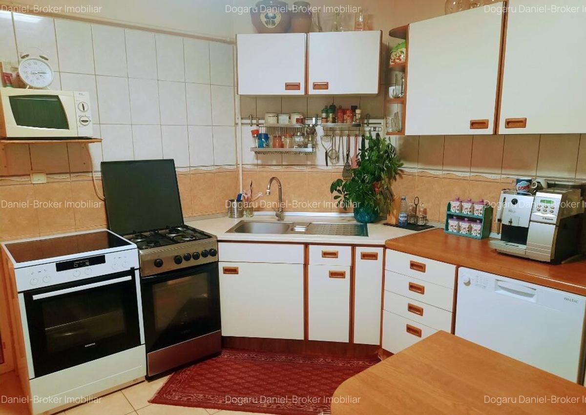 Casa de vanzare in Cristur Str. Uli?a Mare nr. 43 - 11