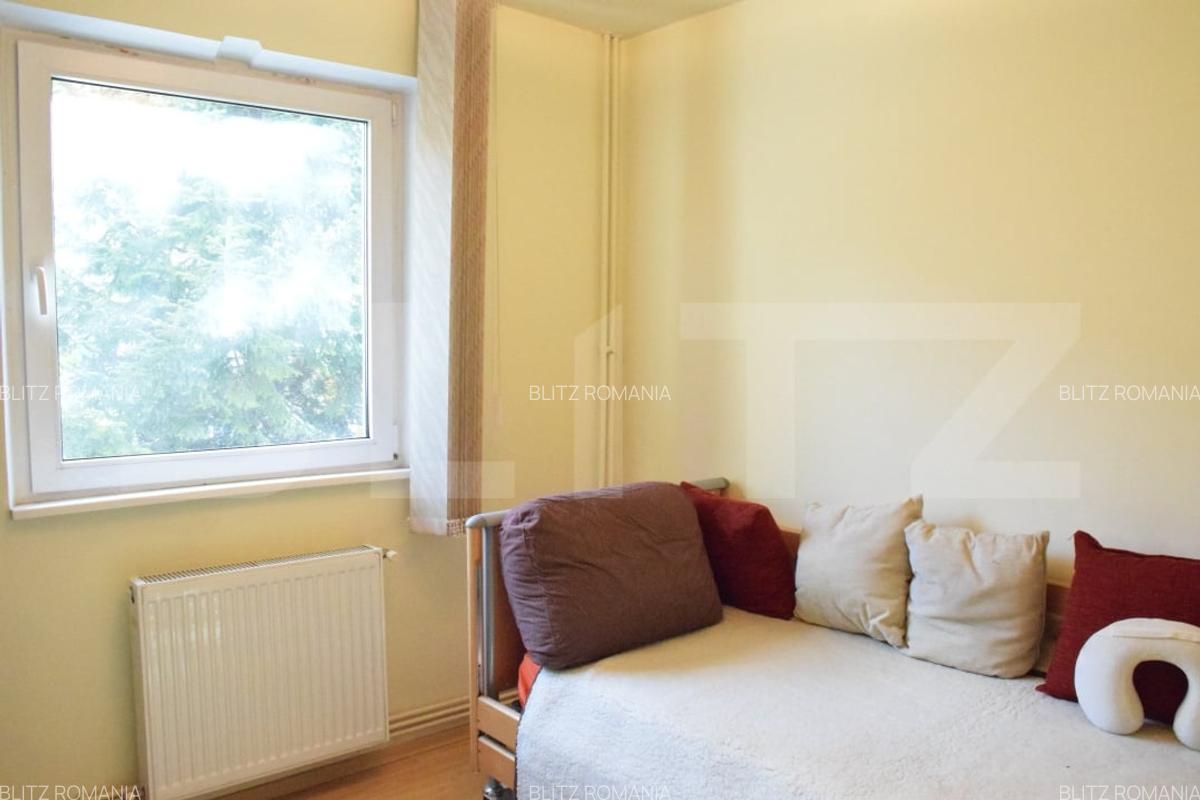 Apartament cu 3 camere, semidecomandat, la etaj intermediar, zona Astra - 11