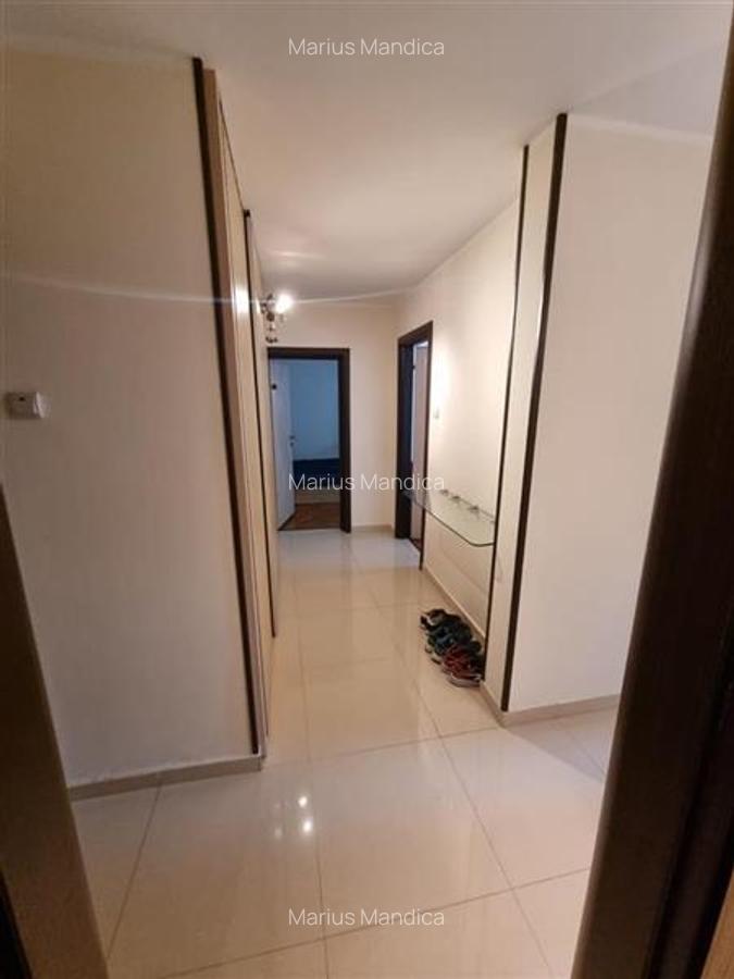Apartament de 2 camere renovat strand Cara Titan bloc Y - 8