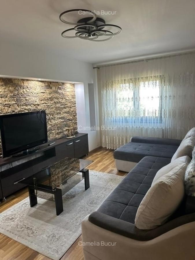 Apartament cu 3 camere - zona Nicolina - Lidl - 1