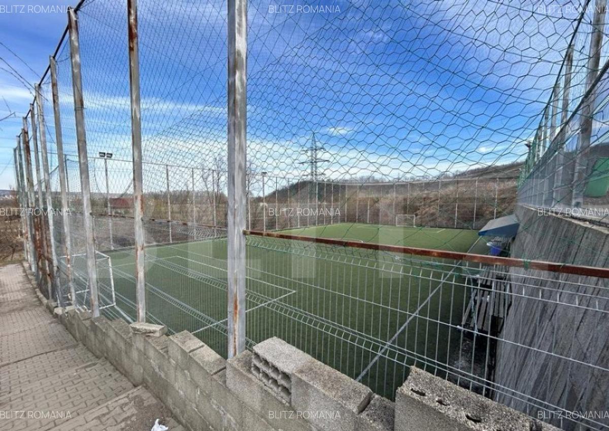 Spatiu comercial, 70 mp, teren sintetic de fotbal, Centru - 4