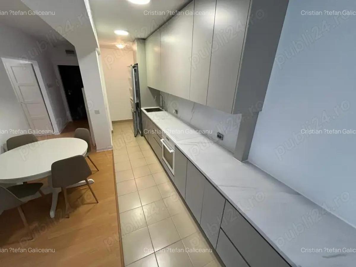 Apartament 3 camere, Noua, Bloc 2010 - 11