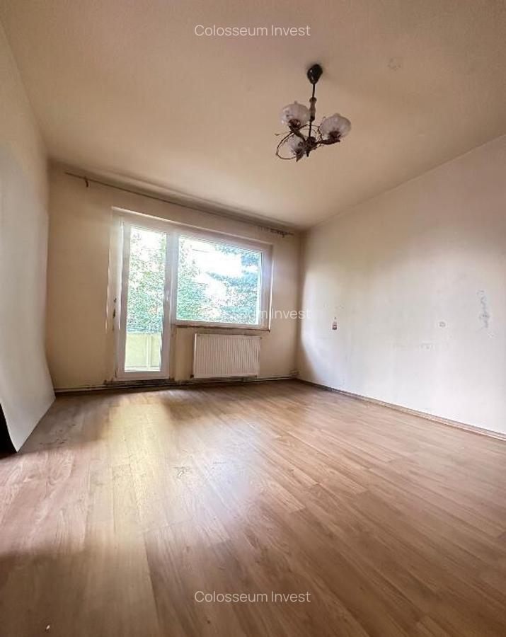 Apartament 3 camere, decomandat - zona Calea Bucuresti - 1