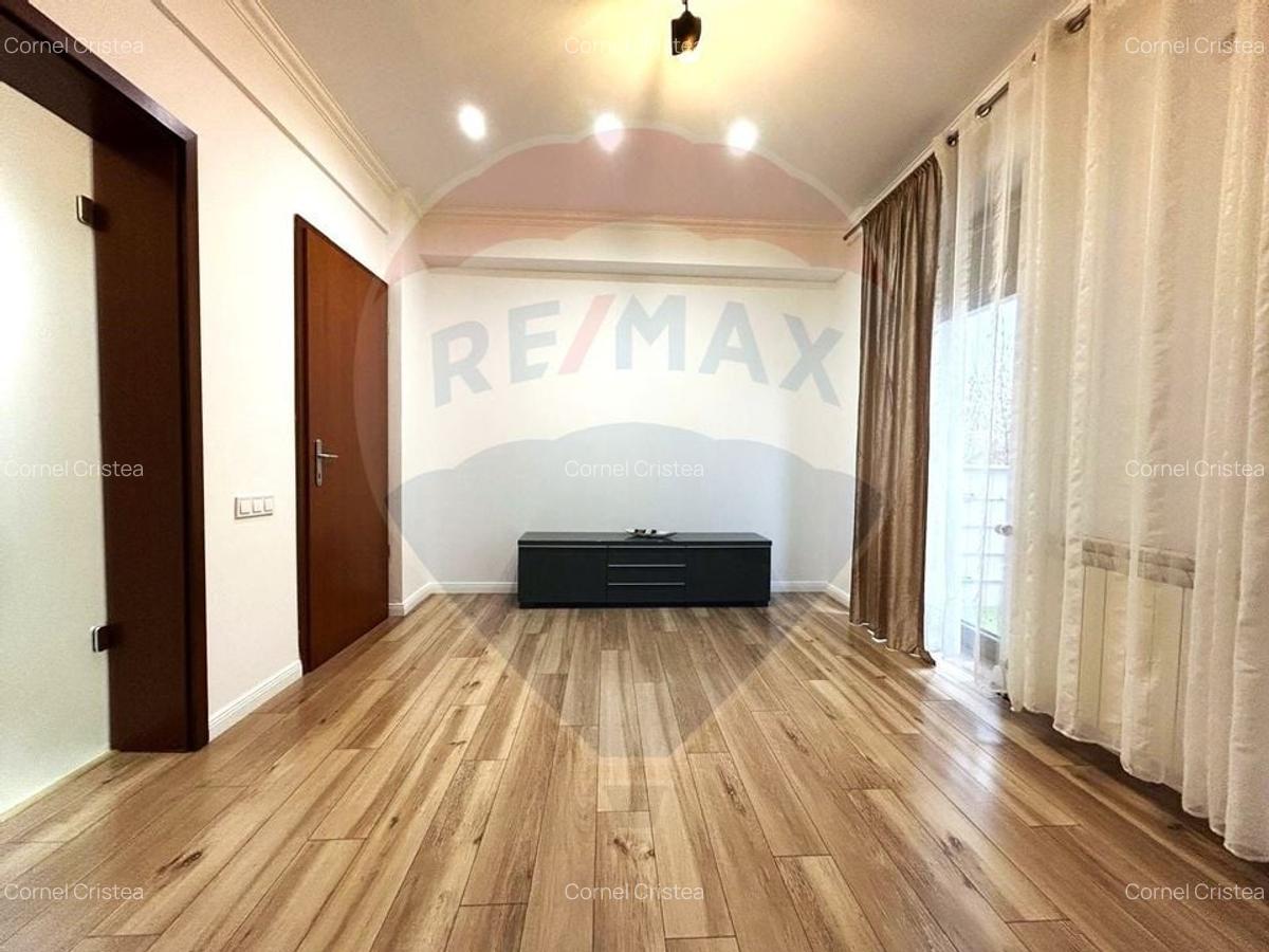 Apartament 3 camere de vanzare - Metrou Brancoveanu - 10