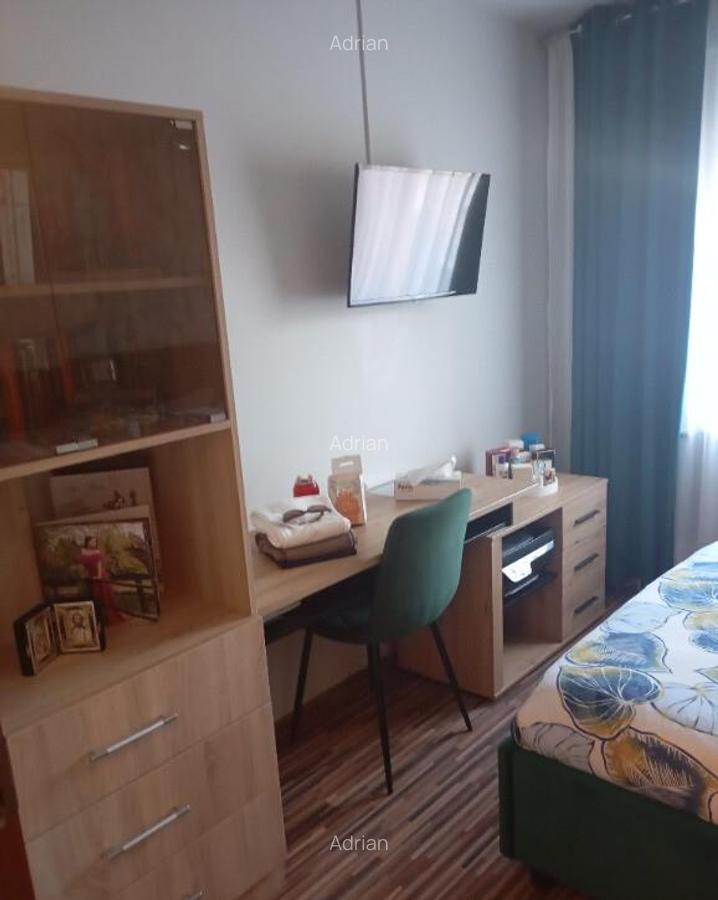 Apartament de vanzare - 5