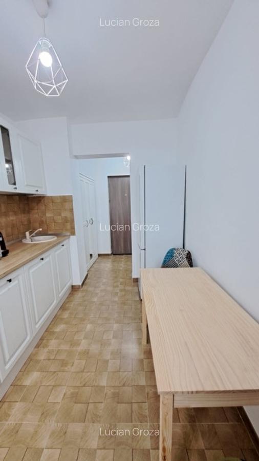 Apartament cu 2 camere decomandat, mobilat în 1 Mai - 10