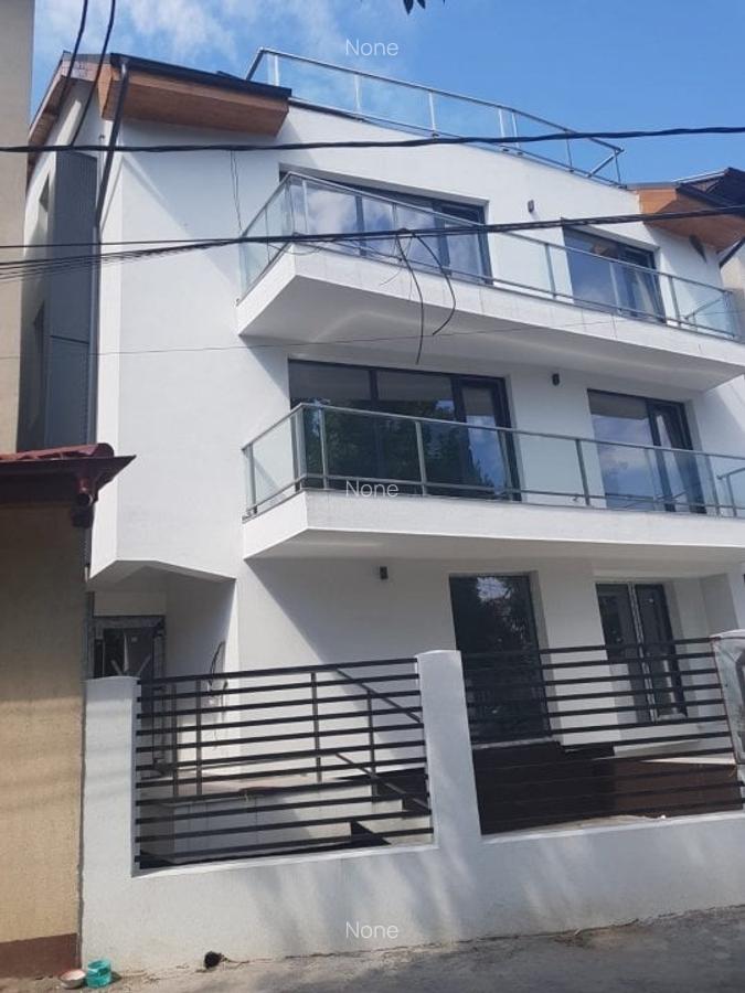 Apartament cu 3 camere în Calea Călărașilor - 2