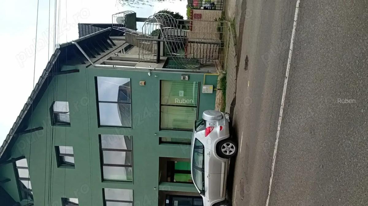 Spatiu comercial si birouri,600m - 10