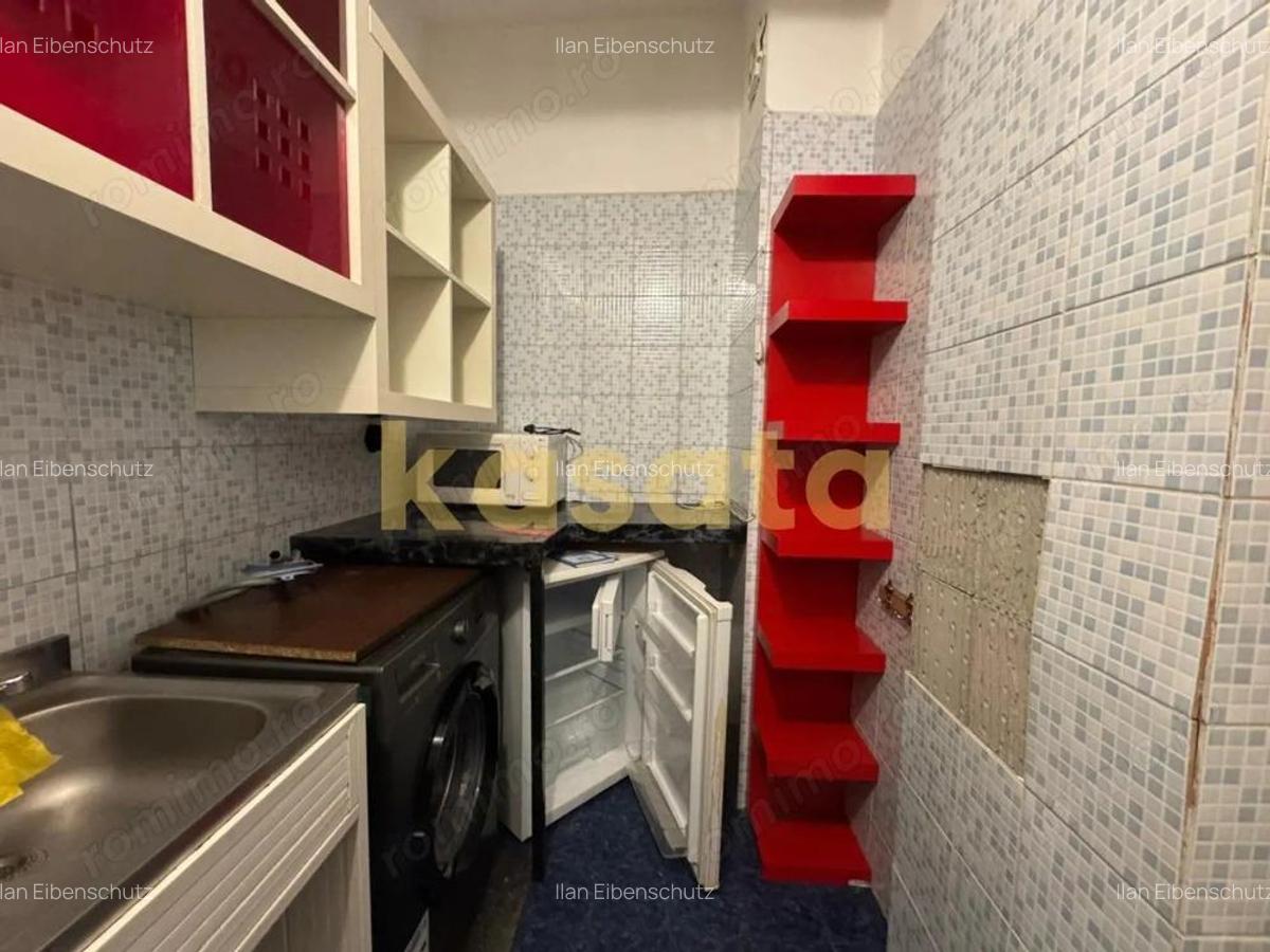 Oportunitate Investi?ie -2 camere Armeneasca Etaj 5/6 + CAMERA ANEXA - 8