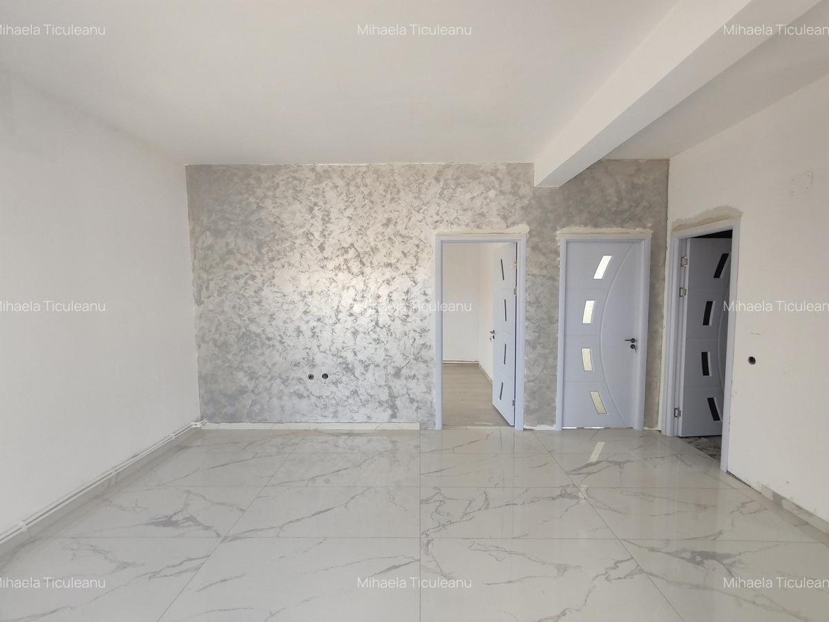 Casă cu 3 camere în Central - 4