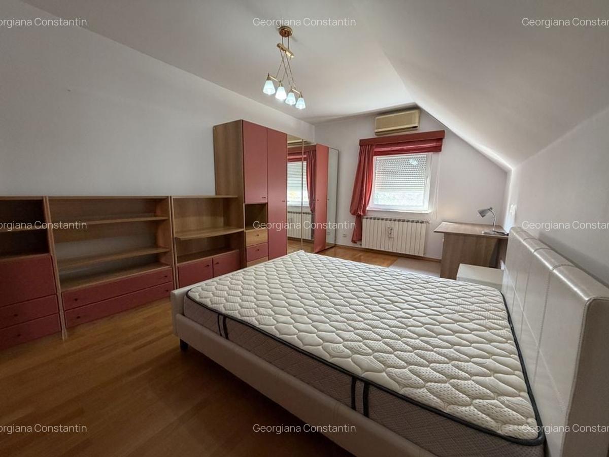 Vila cu piscina interioara, mobilata, langa British School - 10