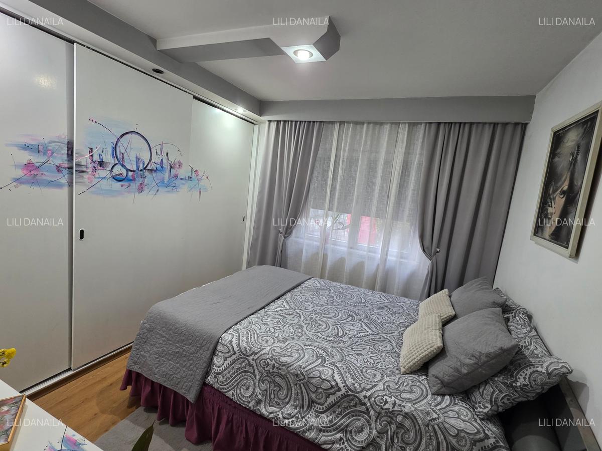 Vand apartament 4 camere et.1 Liliacului - 4