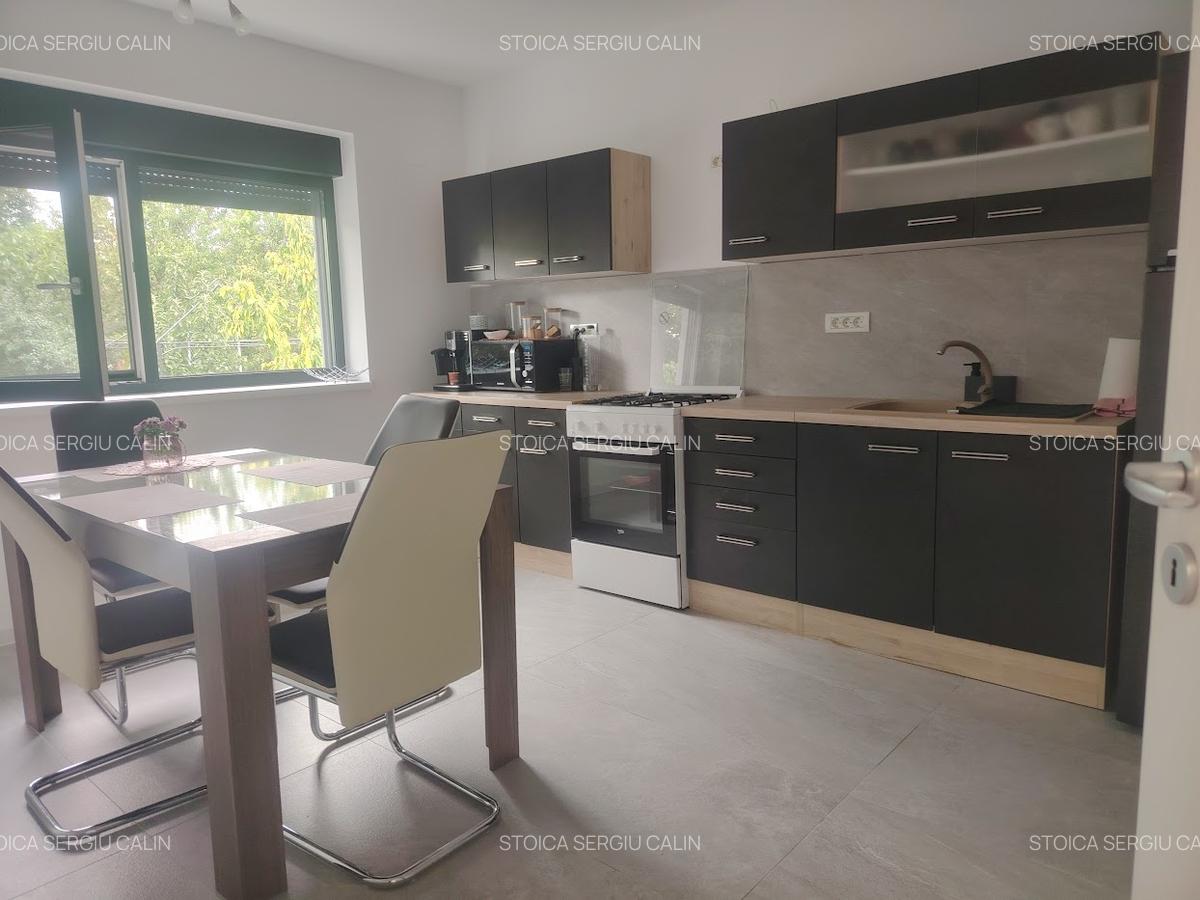 Casa individuala, pe parter, cu garaj, Dumbravita - 1