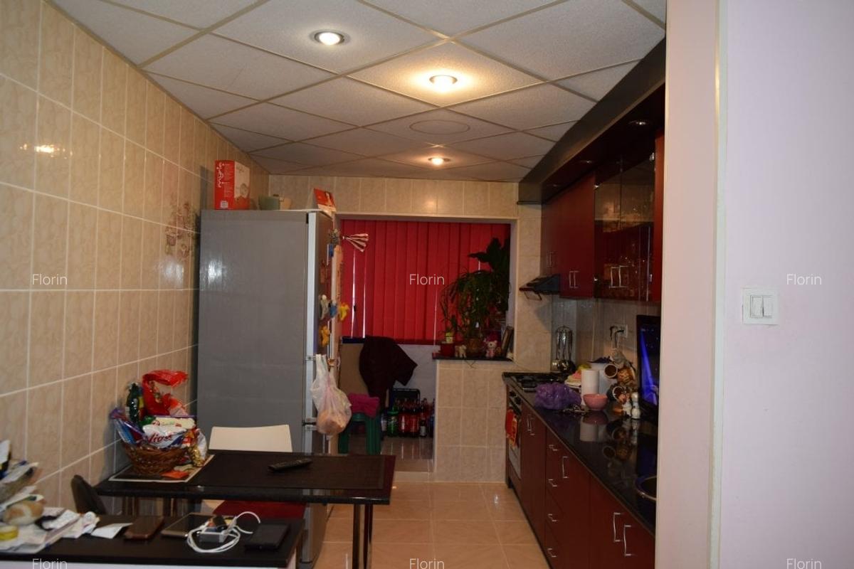 Apartament cu 4 camere semidecomandat în Olteniței - 4
