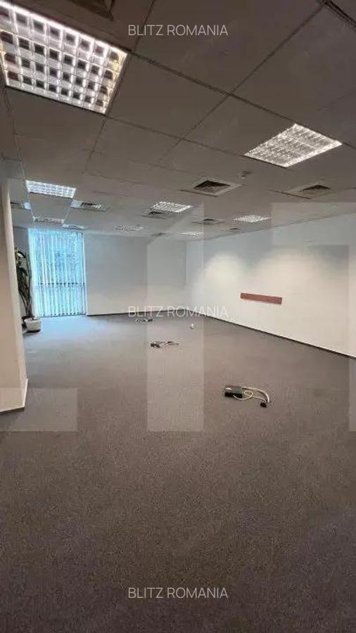 Spatiu compartimentat, modern, ready to use - 9