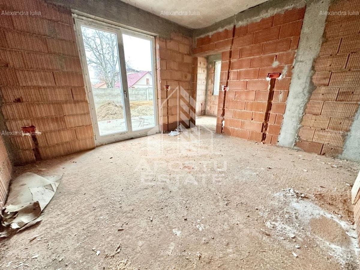 Duplex despartit prin baie si hol cu 3 dormitoare si dressing in Giroc - 2