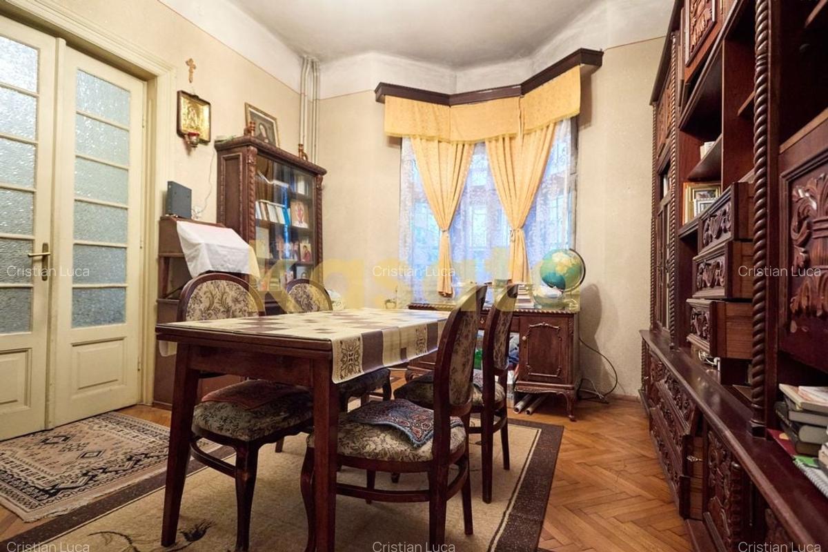 CASĂ CLASICĂ DE VANZARE CU POTENȚIAL PREMIUM ÎN ZONA 1 MAI - 14