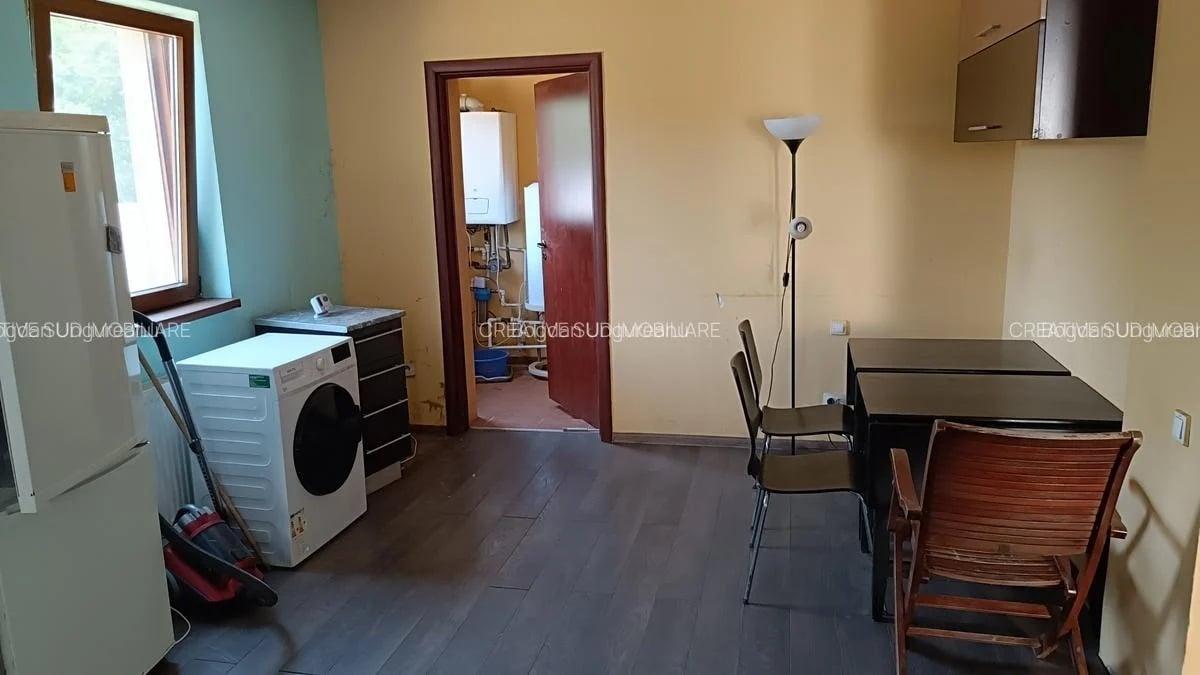 Casa individuala - 6 Camere - 213 mp utili - 561 mp teren - 12