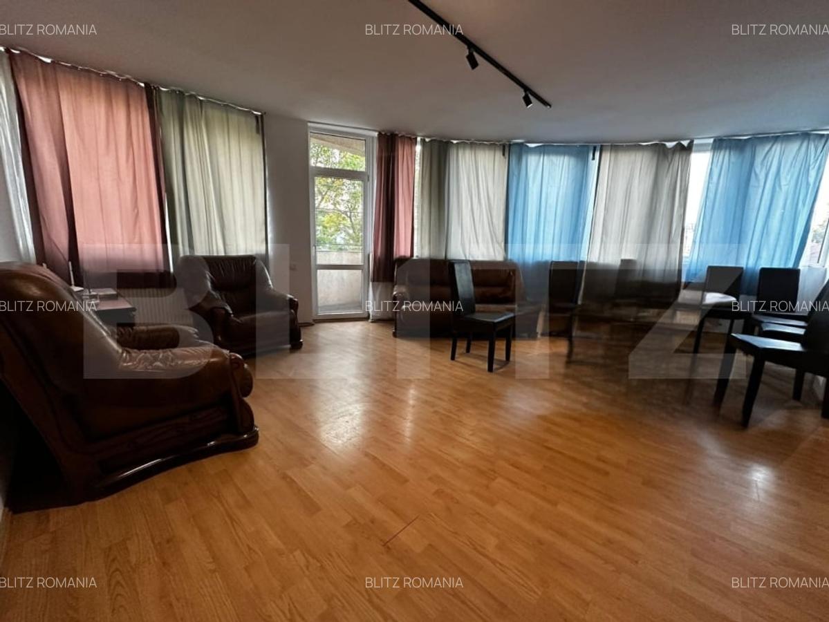 Apartament spatios de inchiriat - 3 camere, 2 bai, balcon - etaj 1, bloc nou - 2