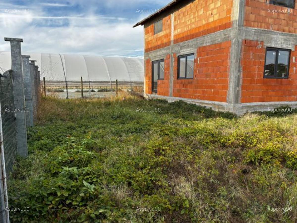 Casa la rosu in zona BERCENI acte si curent finalizate - 5