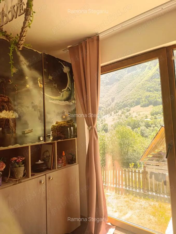 Casa de vacanta si teren intravilan de vanzare in Muntii Apuseni intr-o zona de vis - 1