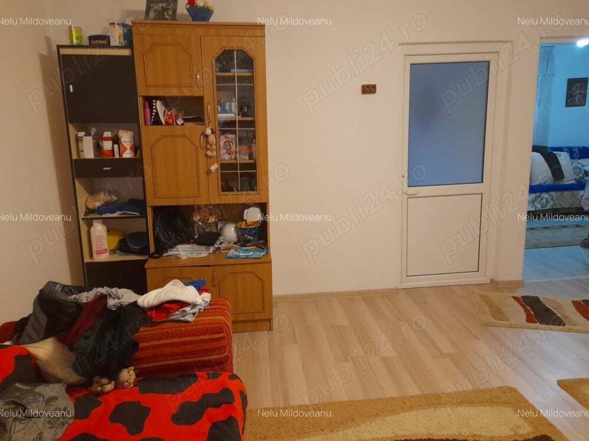 Casa de vanzare 23 august - 2