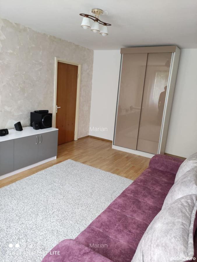 De inchiriat apartament 3 camere - 5