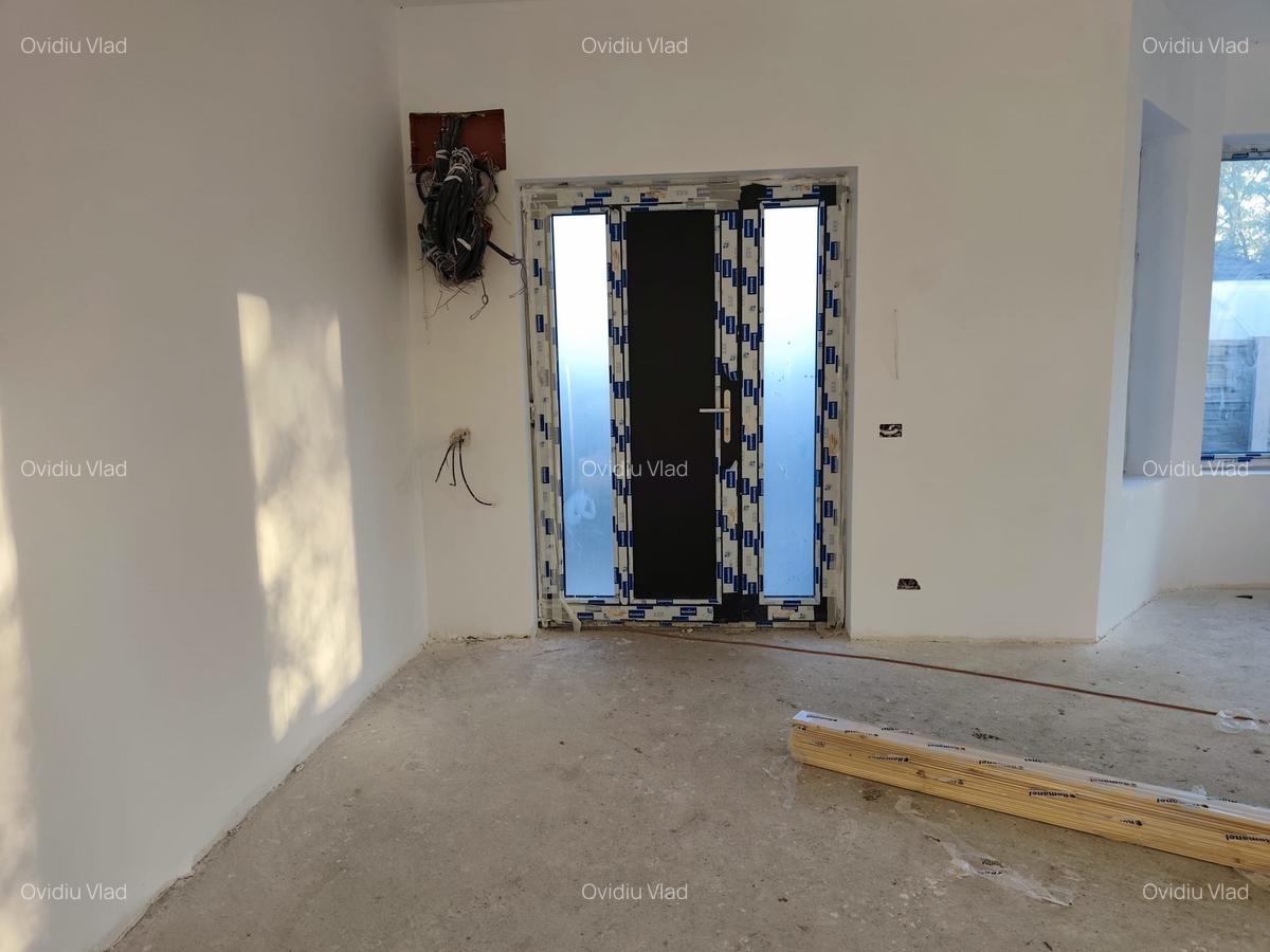 FARA COMISIOANE in Gulia vatra Satului la drum asfaltat casa 4 camere 2 bai P+M - 31