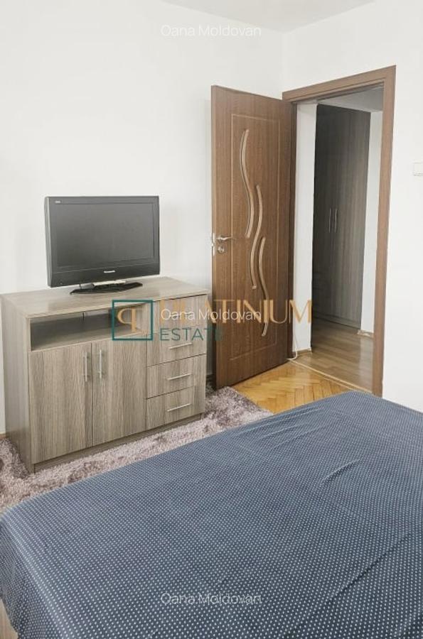 P4593 Apartament cu 3 camere DECOMANDAT, zona Lipovei - 2