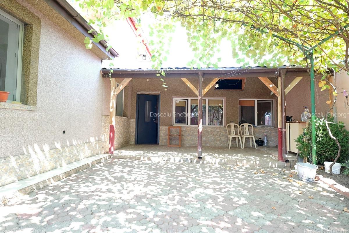 TEI TOBOC - Petricani, casa exceptionala din caramida, 4 camere si 200 mp. teren - 18