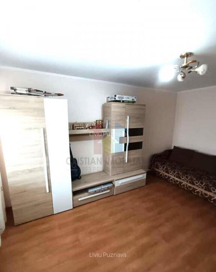 Ap 2 camere, Decomandat, Etaj 3, zona Radu Negru - 2