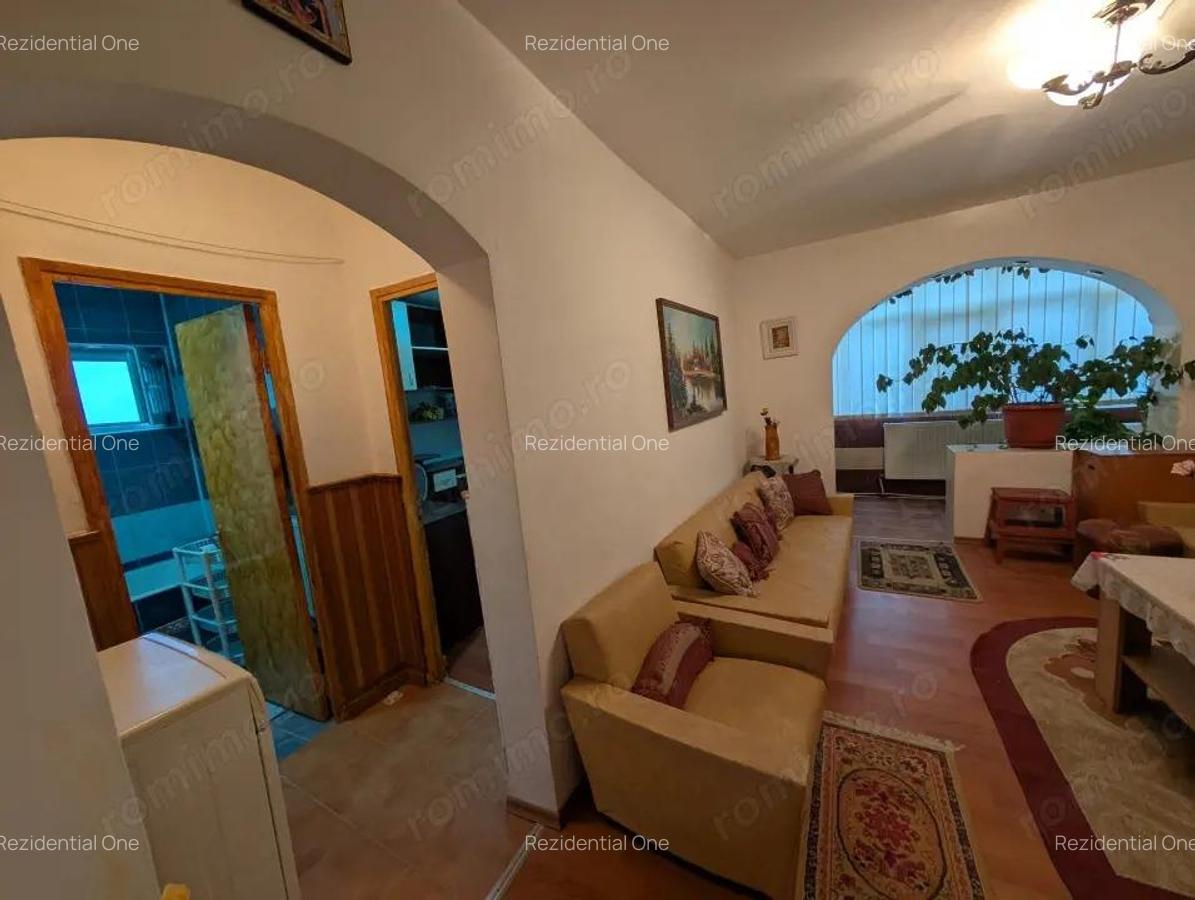 Apartament 3 camere Buhu?i - Republicii Penny - 5 Apartament 3 camere Buhu?i - Republicii Penny - 5
