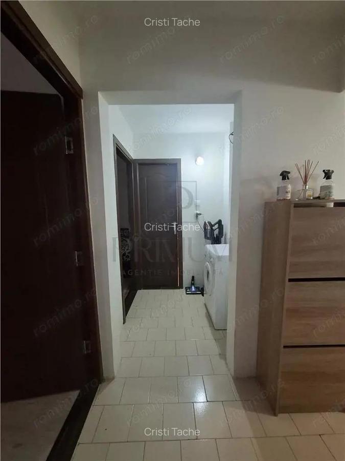 SOARELUI - ETAJ 2 - BLOC IZOLAT - 3 CAMERE - 2 BAI - 2 BALCOANE - CENTRALA PROPRIE - DECOMANDAT - 15 SOARELUI - ETAJ 2 - BLOC IZOLAT - 3 CAMERE - 2 BAI - 2 BALCOANE - CENTRALA PROPRIE - DECOMANDAT - 15