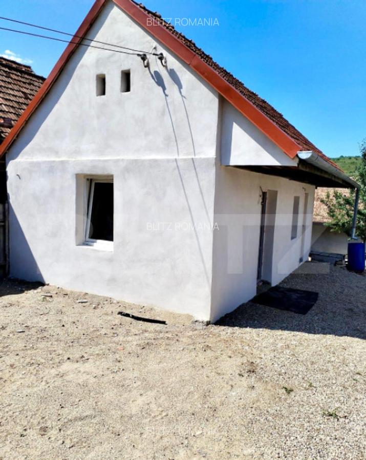Casa de vanzare in Aiud 2 camere, semifinisata, cu p - 2