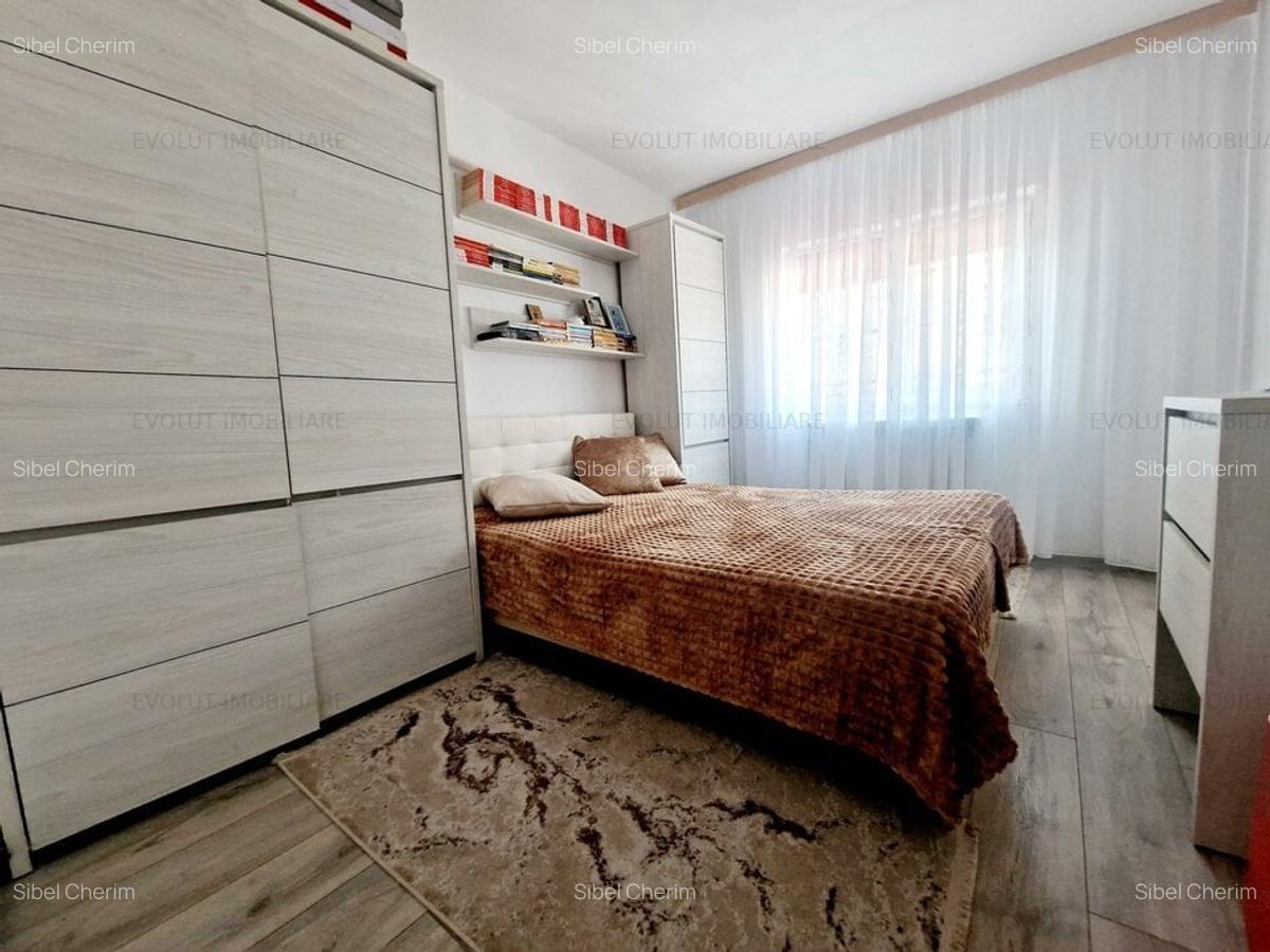 Apartament 3 camere de vanzare decomandat Inel 2 - 8