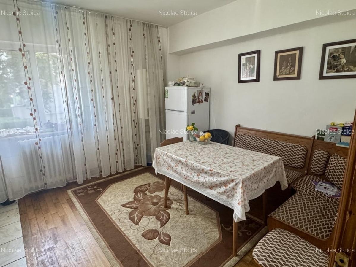 Apartament 3 camere parter inalt - 5