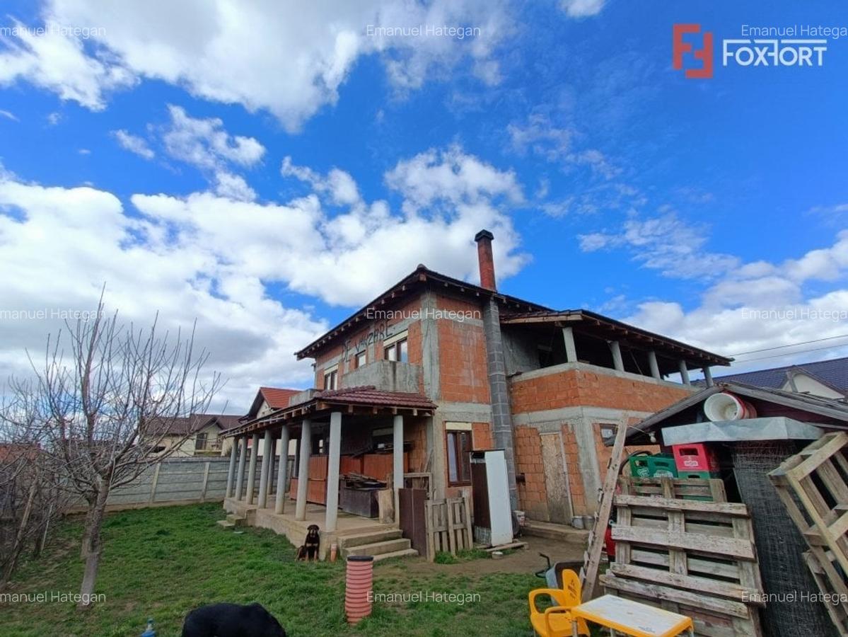 Casa la rosu 6 camere, Chisoda - ID V4970 - 2