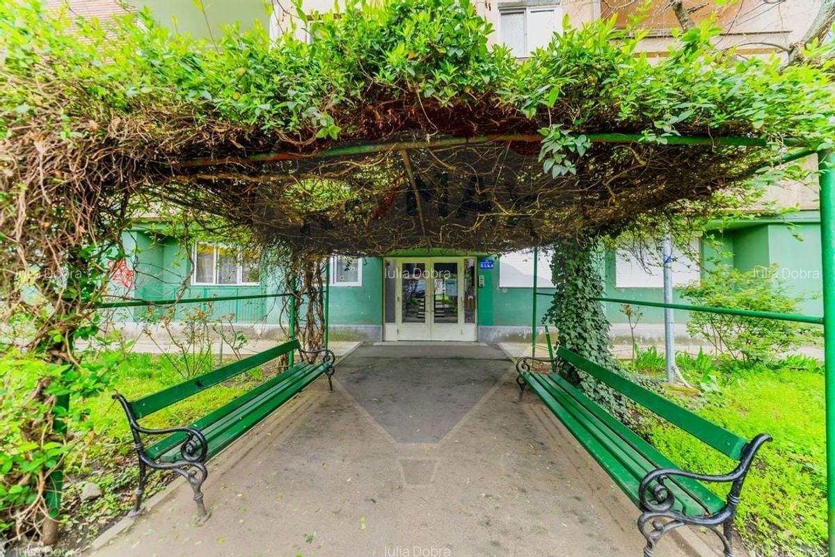 Apartament cu 3 camere semidecomandat, mobilat în Podgoria - 2