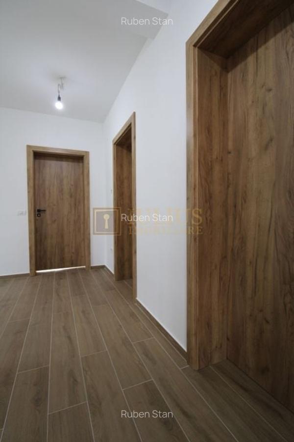 Casa zona Lunei, 5 camere + 3 bai, centrala proprie, prima inchiriere - 32